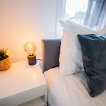 Lejlighed Amazing 50m2 Two-bedroom - Ts307a *