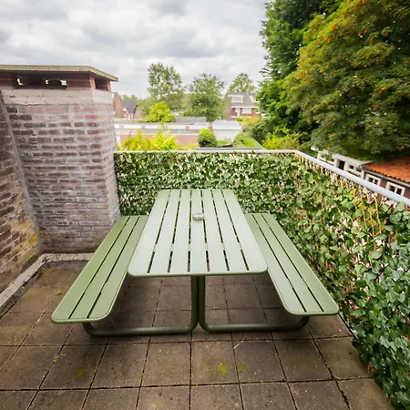 Amazing 50m2 Two-bedroom - Ts307a דירה *